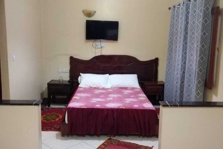 Room 6 of 23