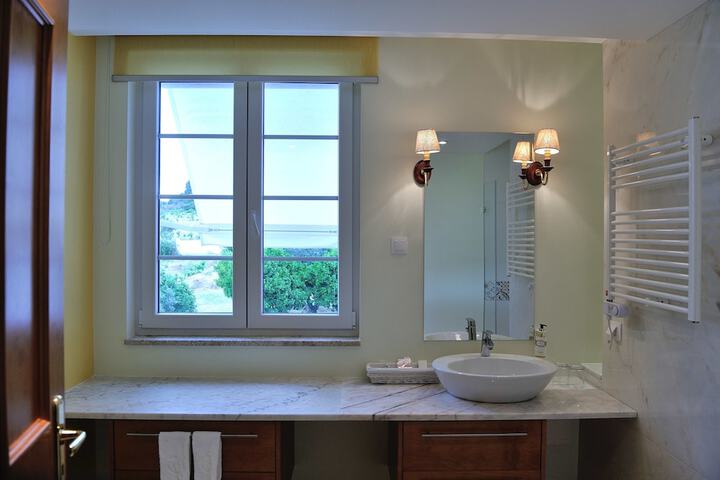 Bathroom Vanities