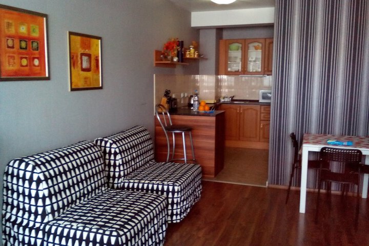 Room 7 of 30