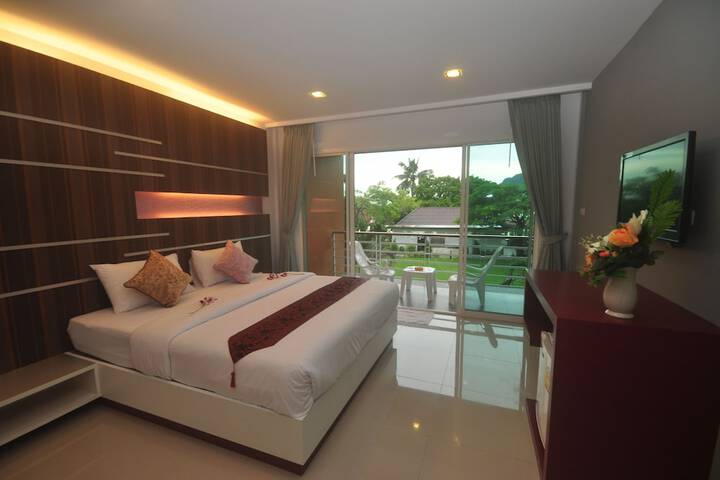 Room 8 of 42