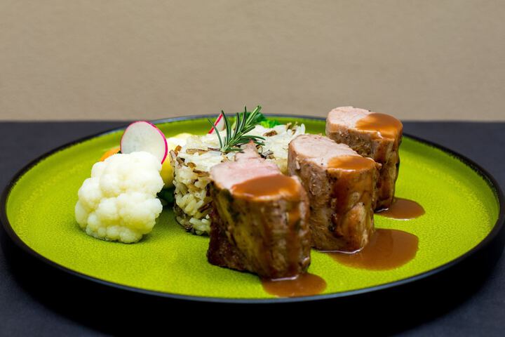 Dining 36 of 67