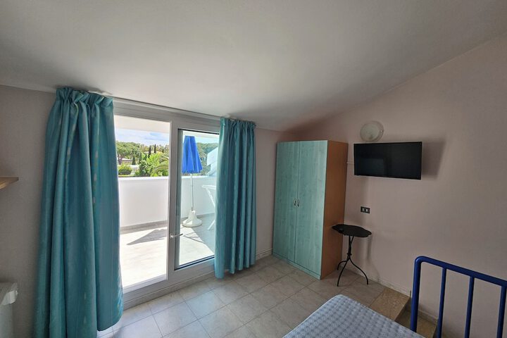 Room 21 of 55