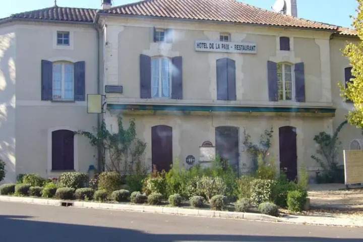 HOTEL DE LA PAIX