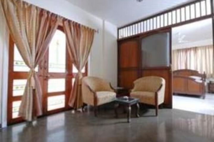 Room 14 of 21