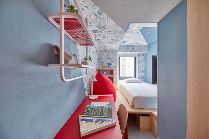Room 9 di 60