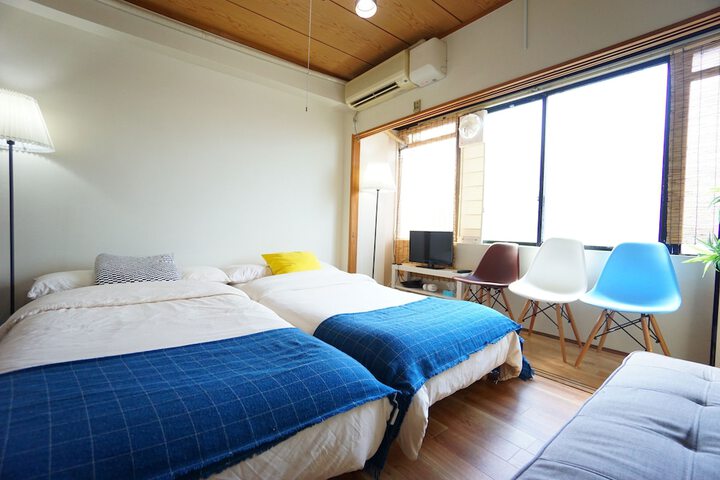 Room 9 of 30