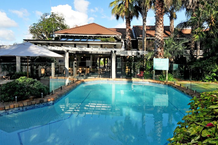 Pool 66 of 98