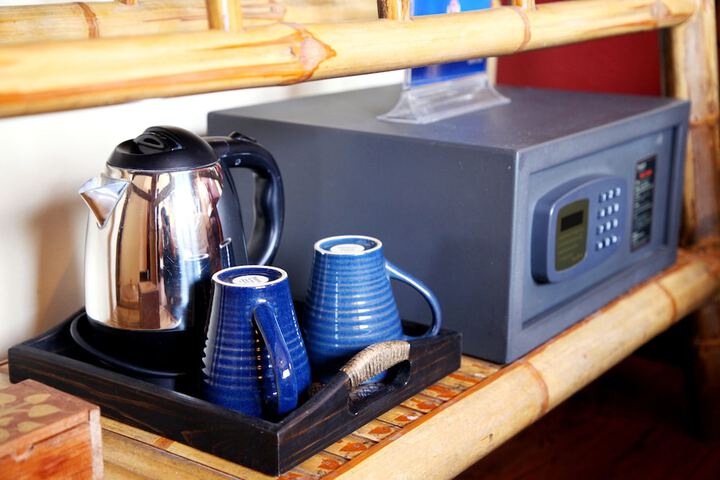 Breakfast/Coffee Service 64 of 116
