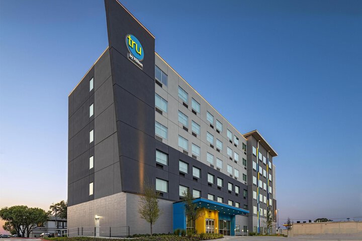 Tru by Hilton Irving Dfw South in Irving, TX