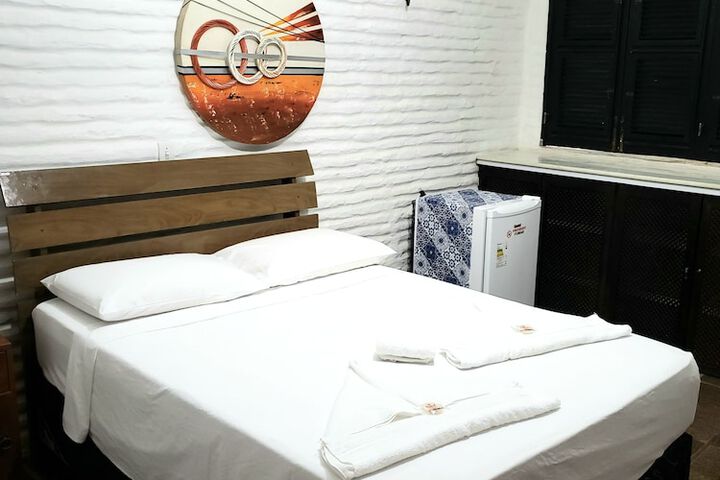 Room 7 of 32