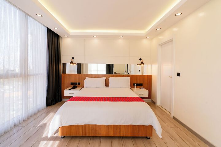 Maa Hotel and Suites