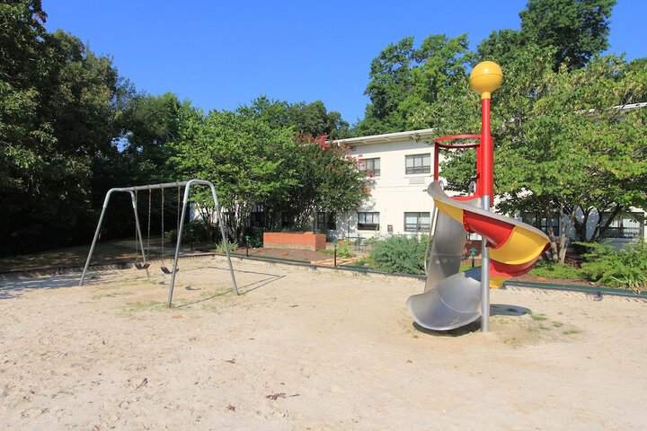 Childrens Activities 88 of 109