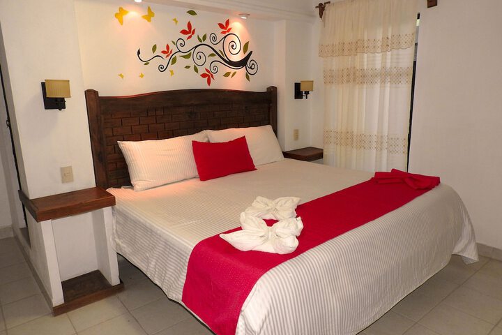 Room 12 of 40