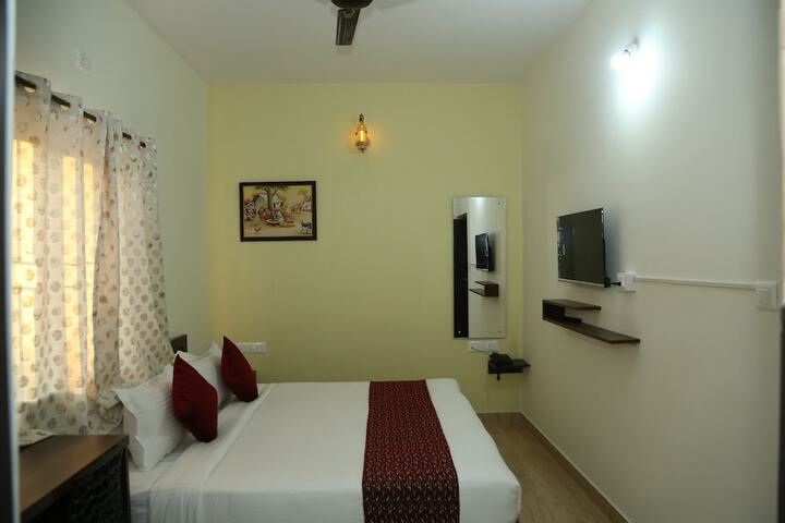 Room 10 of 23