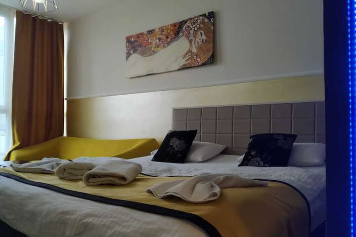 Room 75 of 88