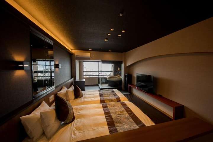 Room 21 of 58
