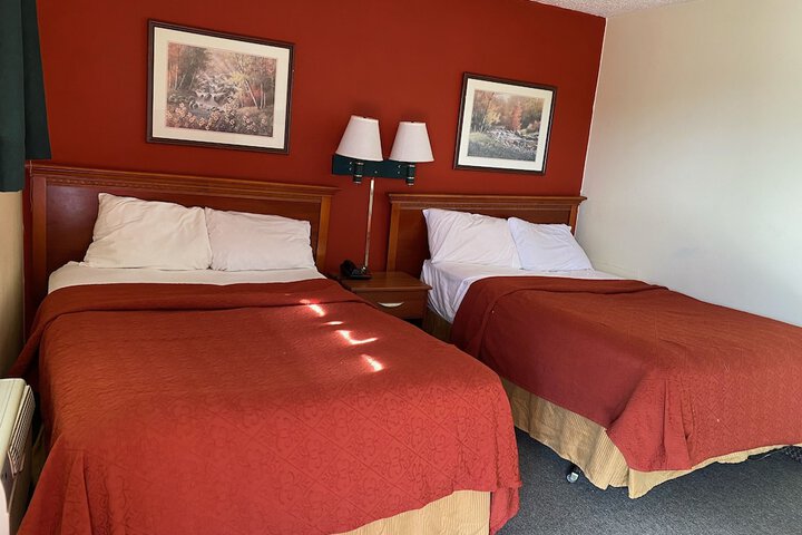 Room 3 of 7