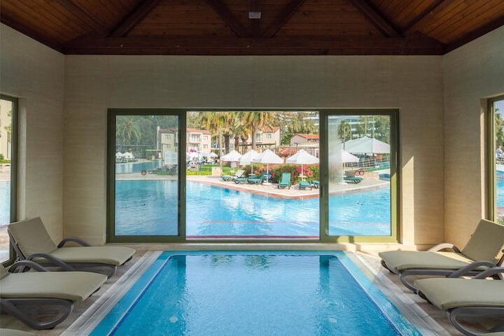 Pool 84 of 242