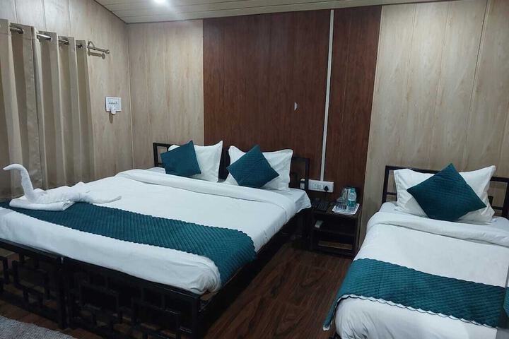 Room 4 of 22