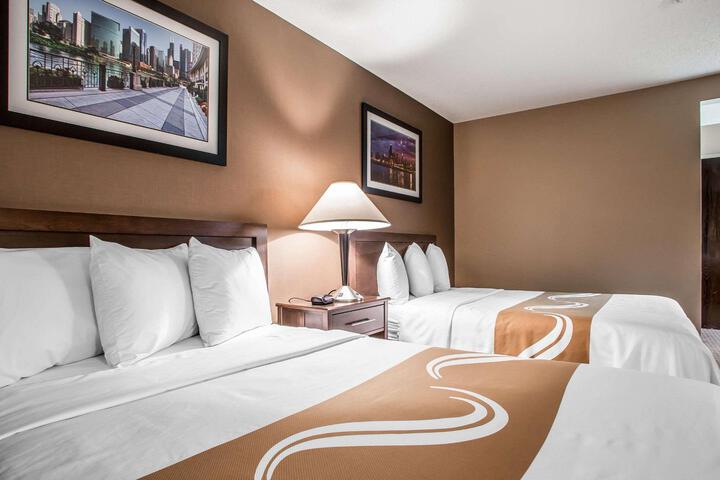 1 Double Bed Accessible (7 of 10)