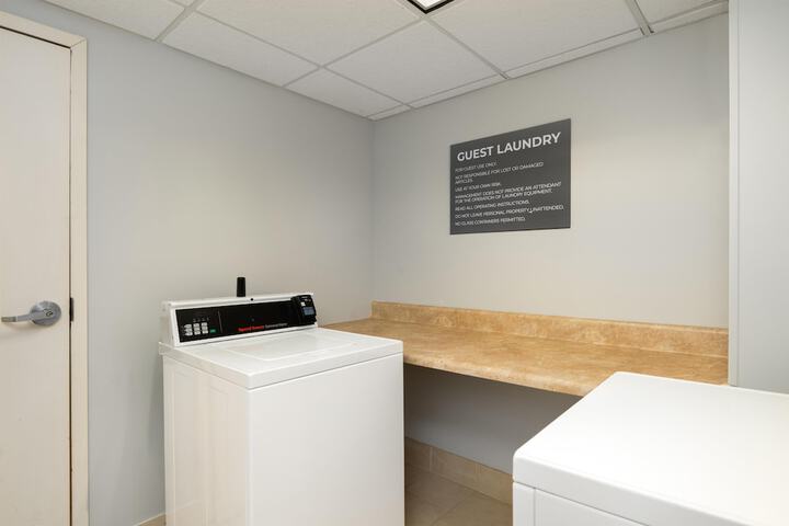 Room 53 of 71