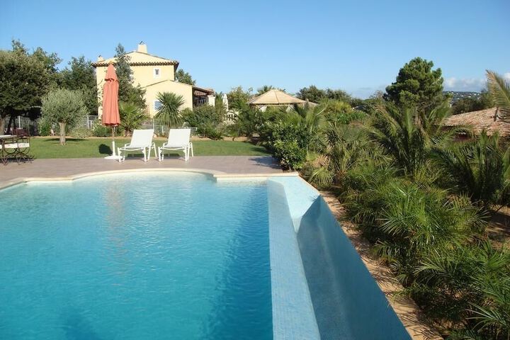 Hotel with Pool