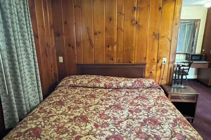 Room 21 of 46