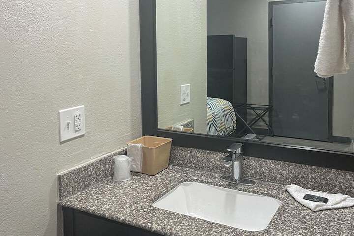 Clean Restrooms