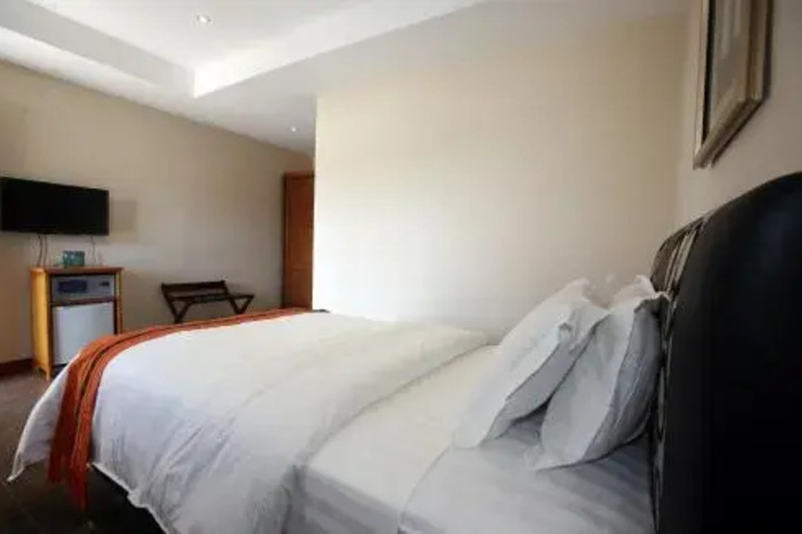 DCity Hotel