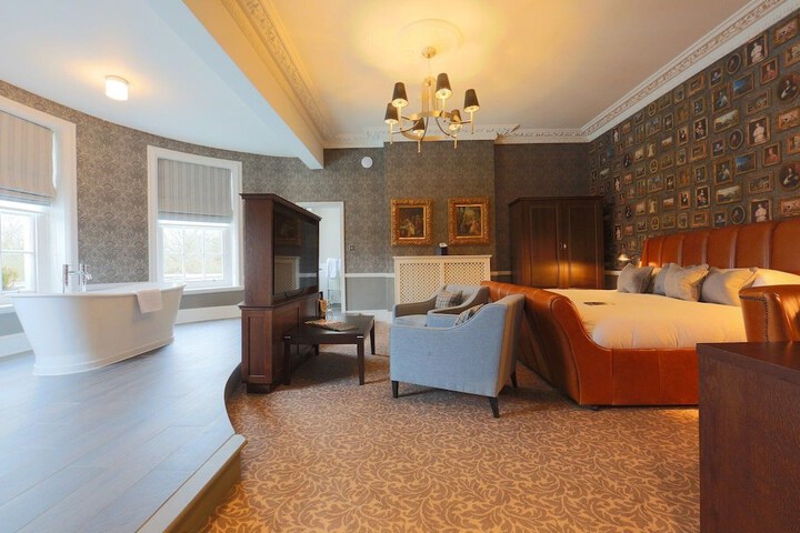 Room 26 of 70
