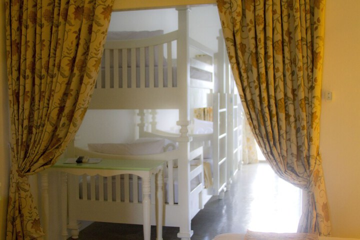Room 21 of 55