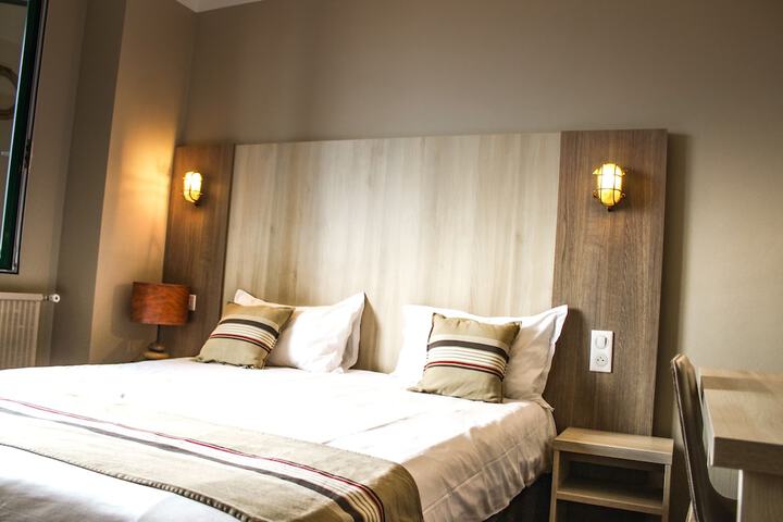 Room 15 of 46