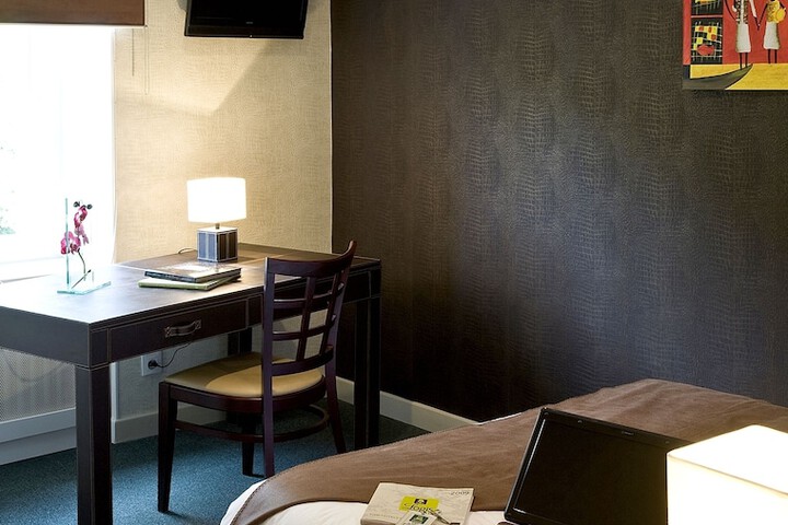 Room 2 of 21