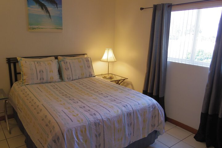 Room 13 of 25