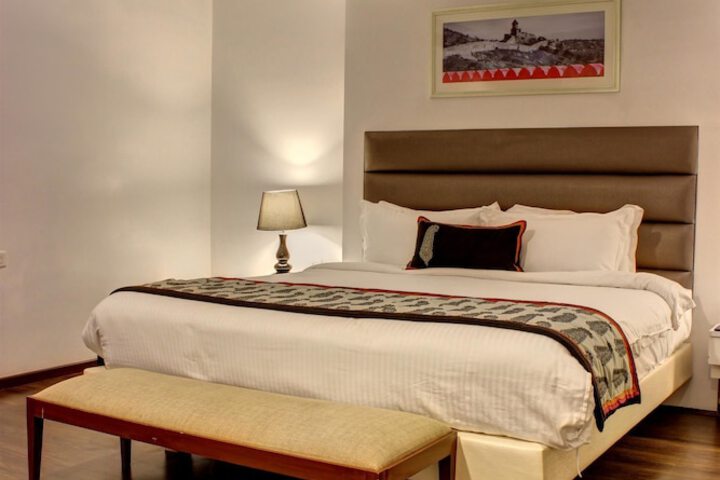 Room 2 of 51