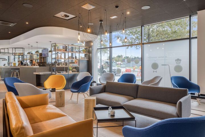 Lobby Photo