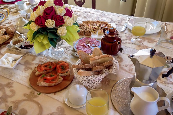 Breakfast/Coffee Service 63 of 89
