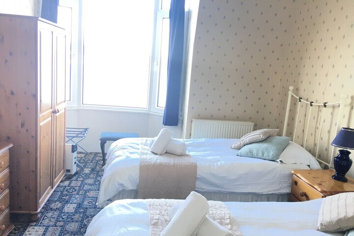 Room 19 of 25