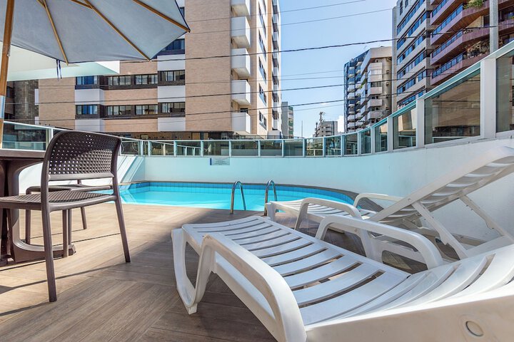 Pool Hotel