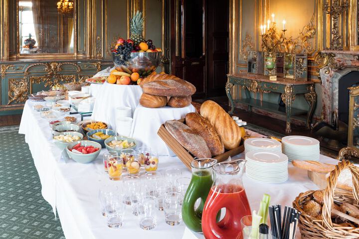 Breakfast/Coffee Service 168 of 189