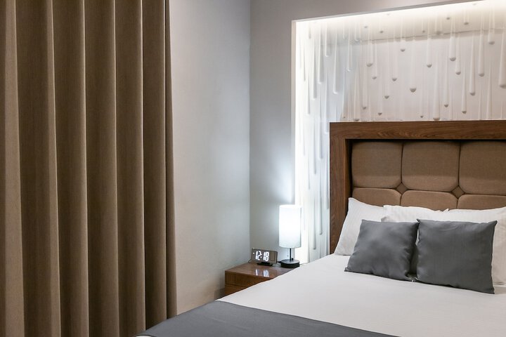 Room 4 of 29