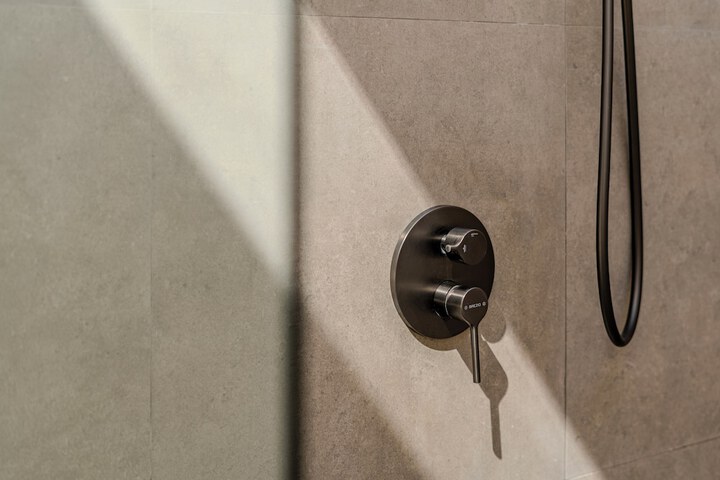 Room 24 of 35