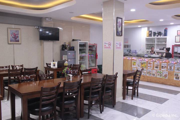 Dining 86 of 98