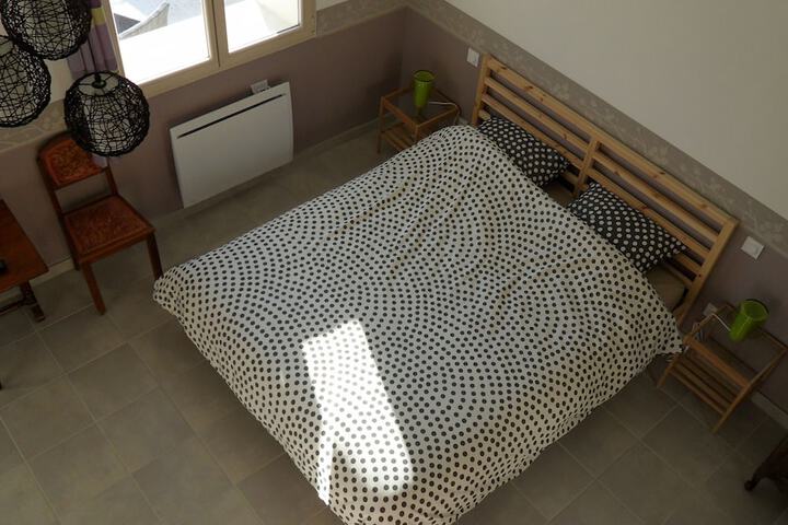 Room 6 of 39