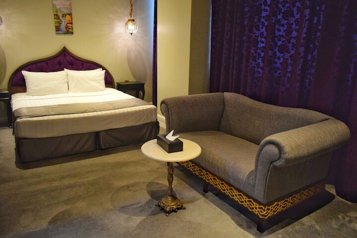 Room 20 of 120