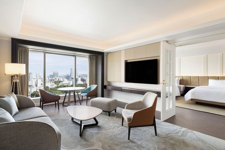 Room 28 of 150