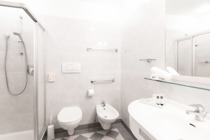 Room 60 of 101