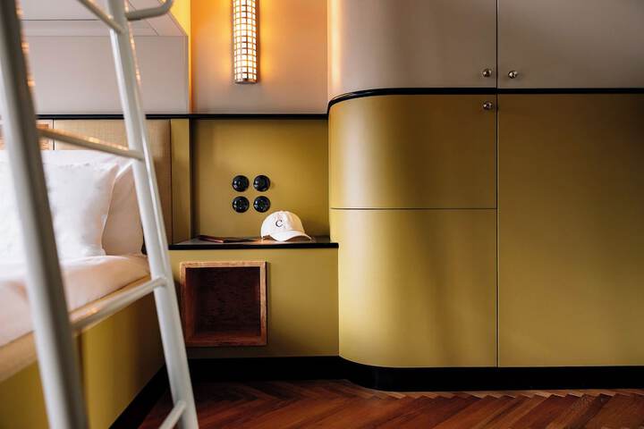 Room 39 of 57