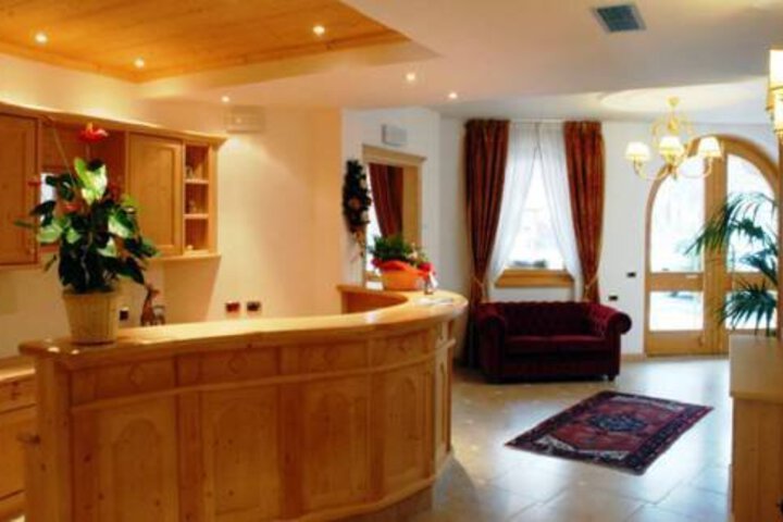 ALBERGO CLAROFONTE