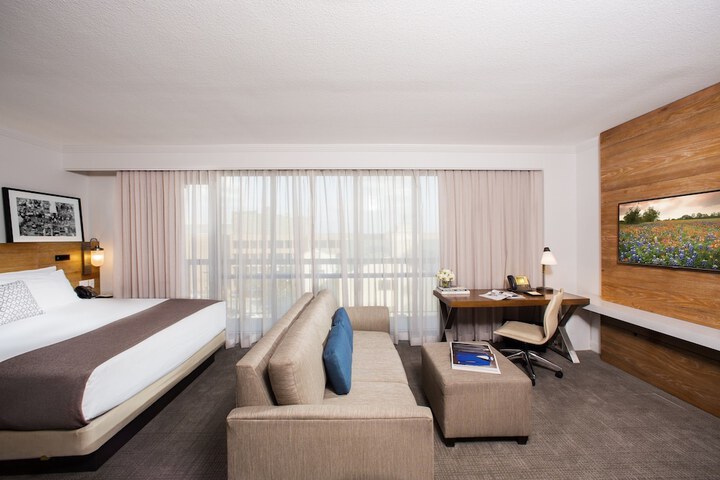 Room 5 of 54